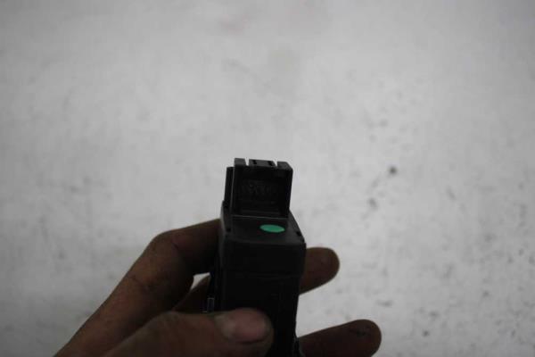 BOUTON FREIN A MAIN VW GOLF 7 - Vue 2